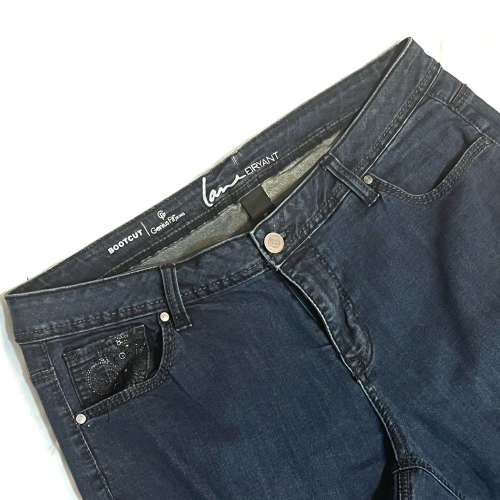 EUC Lane Bryant Women's Blue Jeans (20) - Picture 2 of 7